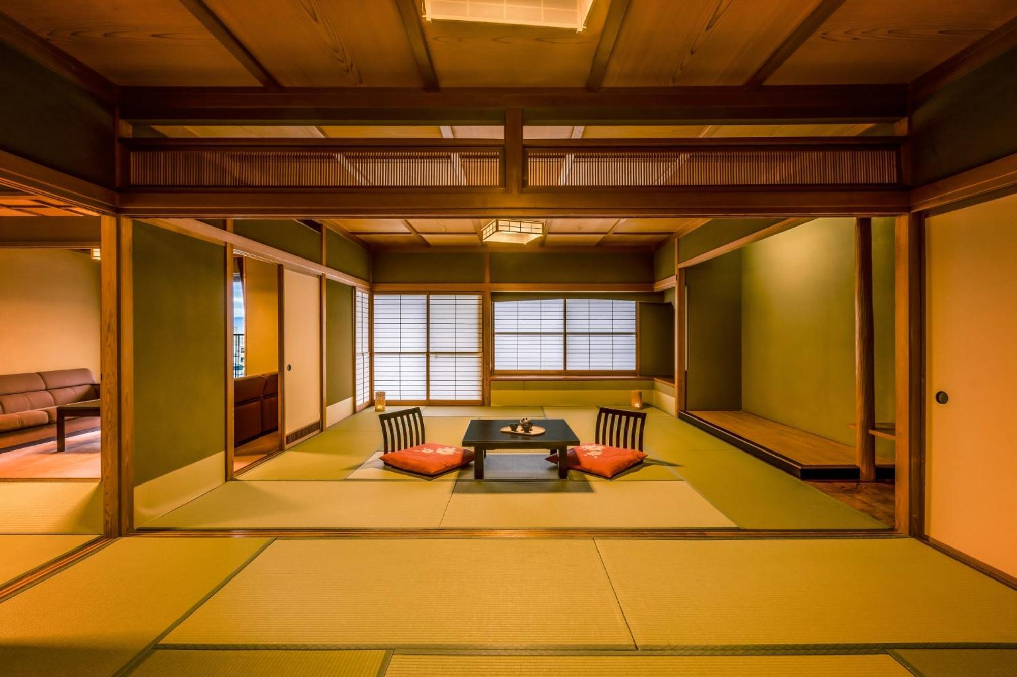 Ooedo Onsen Monogatari Premium Kaga Maruya Hotel Екстериор снимка