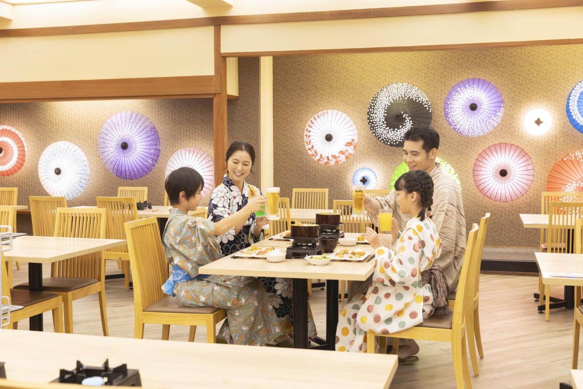 Ooedo Onsen Monogatari Premium Kaga Maruya Hotel Екстериор снимка
